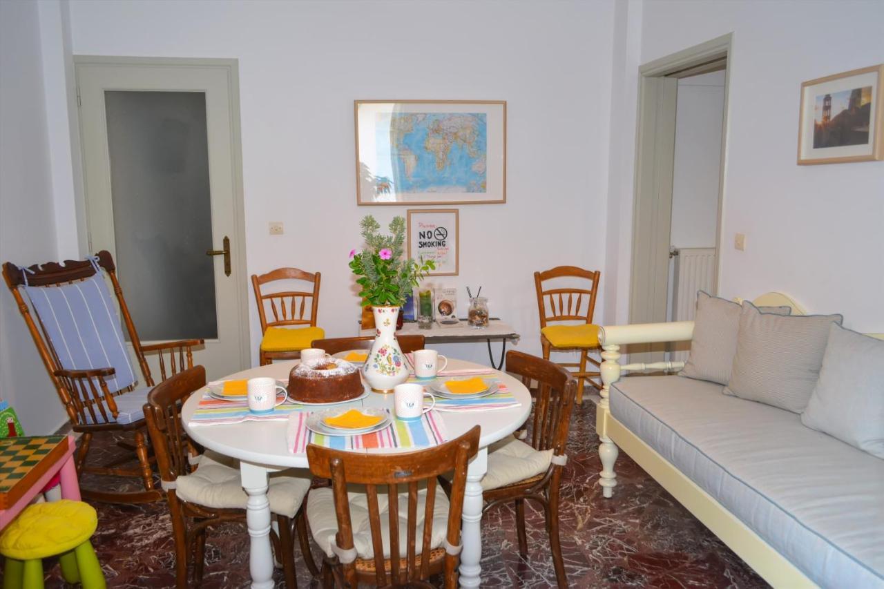 Anna'S Family Home Leonidio Bagian luar foto